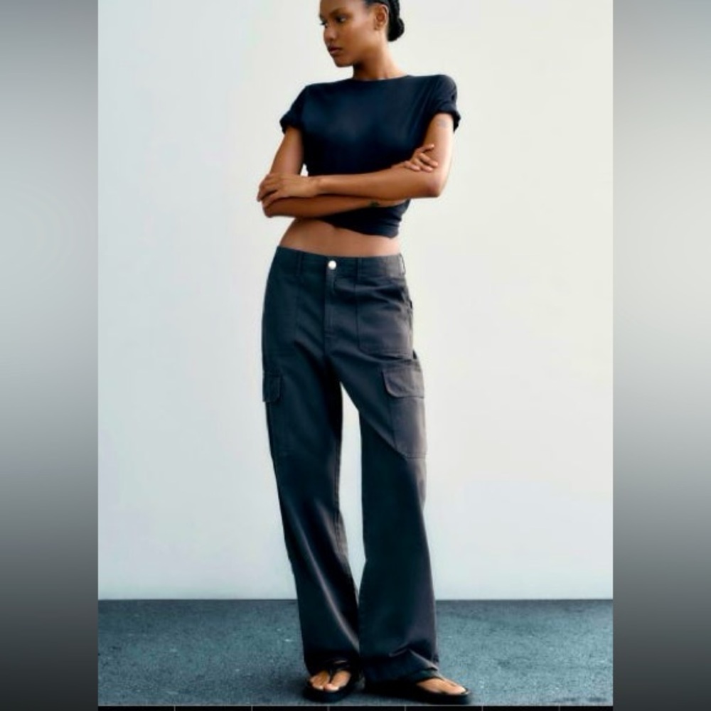 Zara Women's Cargo Straight Leg Pants in Ink Blue